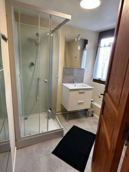 Magnifique Duplex Tout Confort Beauvais Ngoại thất bức ảnh