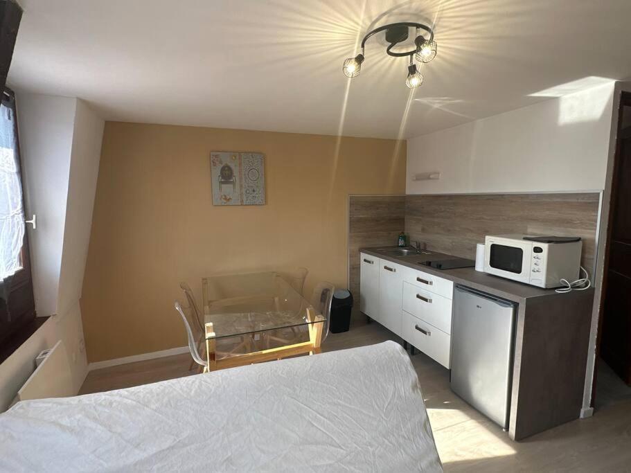 Magnifique Duplex Tout Confort Beauvais Ngoại thất bức ảnh
